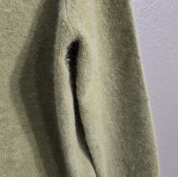 Vintage American Eagle Outfitters Green Fuzzy Cropped Mocked Neck Sweater Size L - Picture 5 of 12